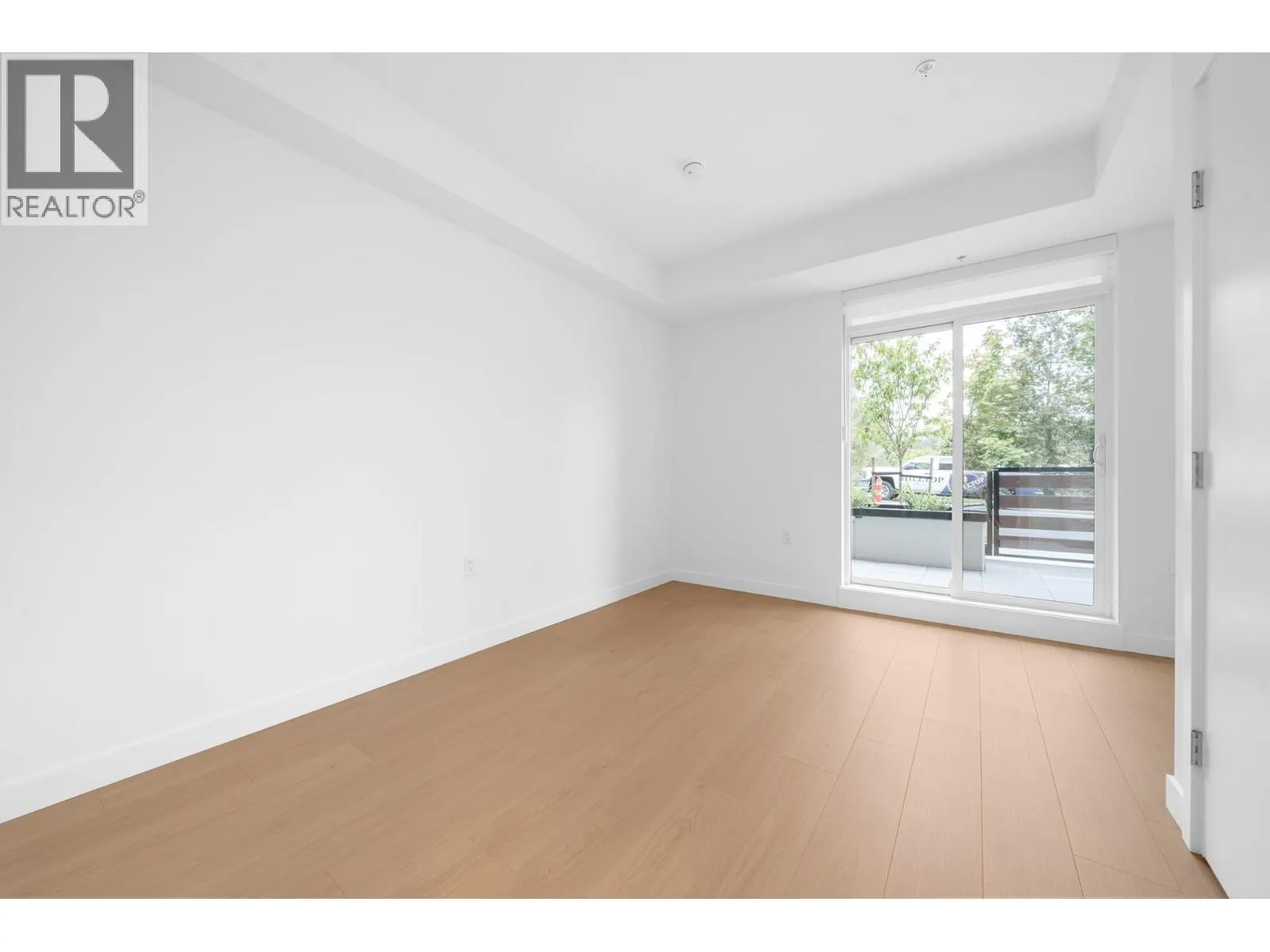 111 150 JAMES ROAD