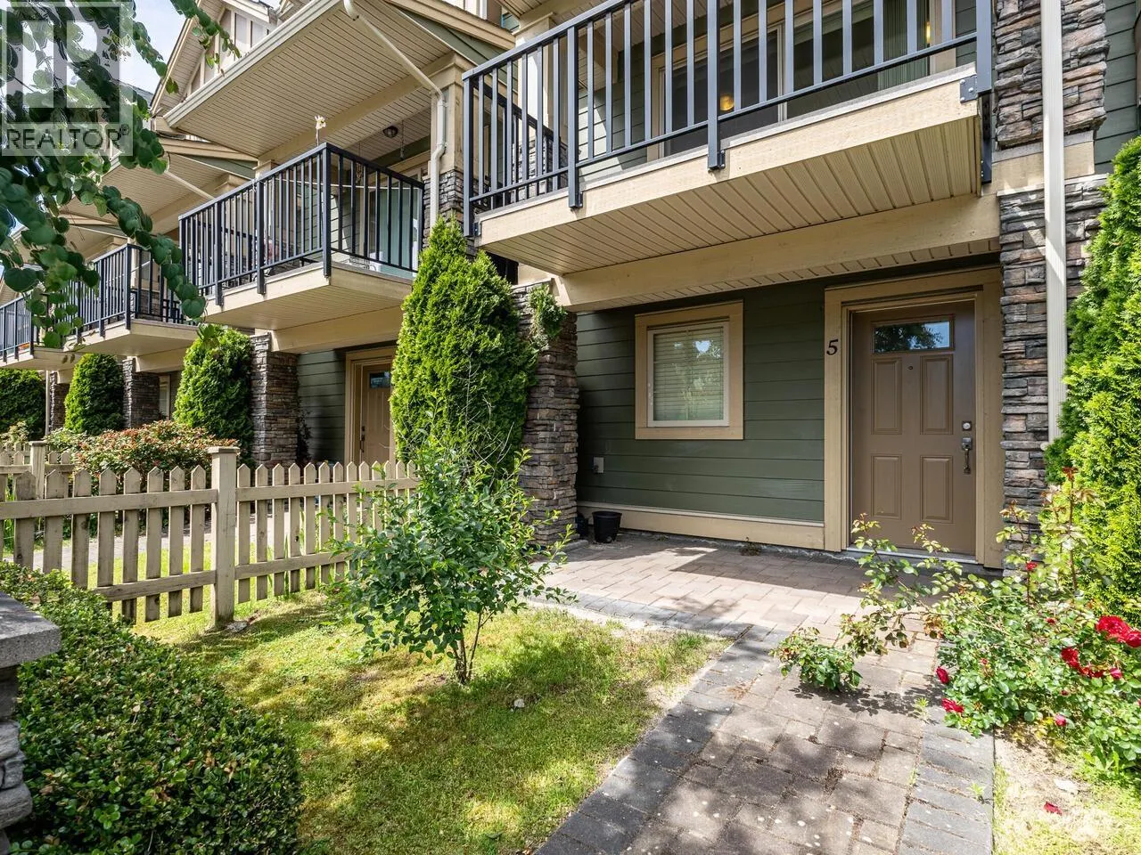 5 11111 CAMBIE ROAD
