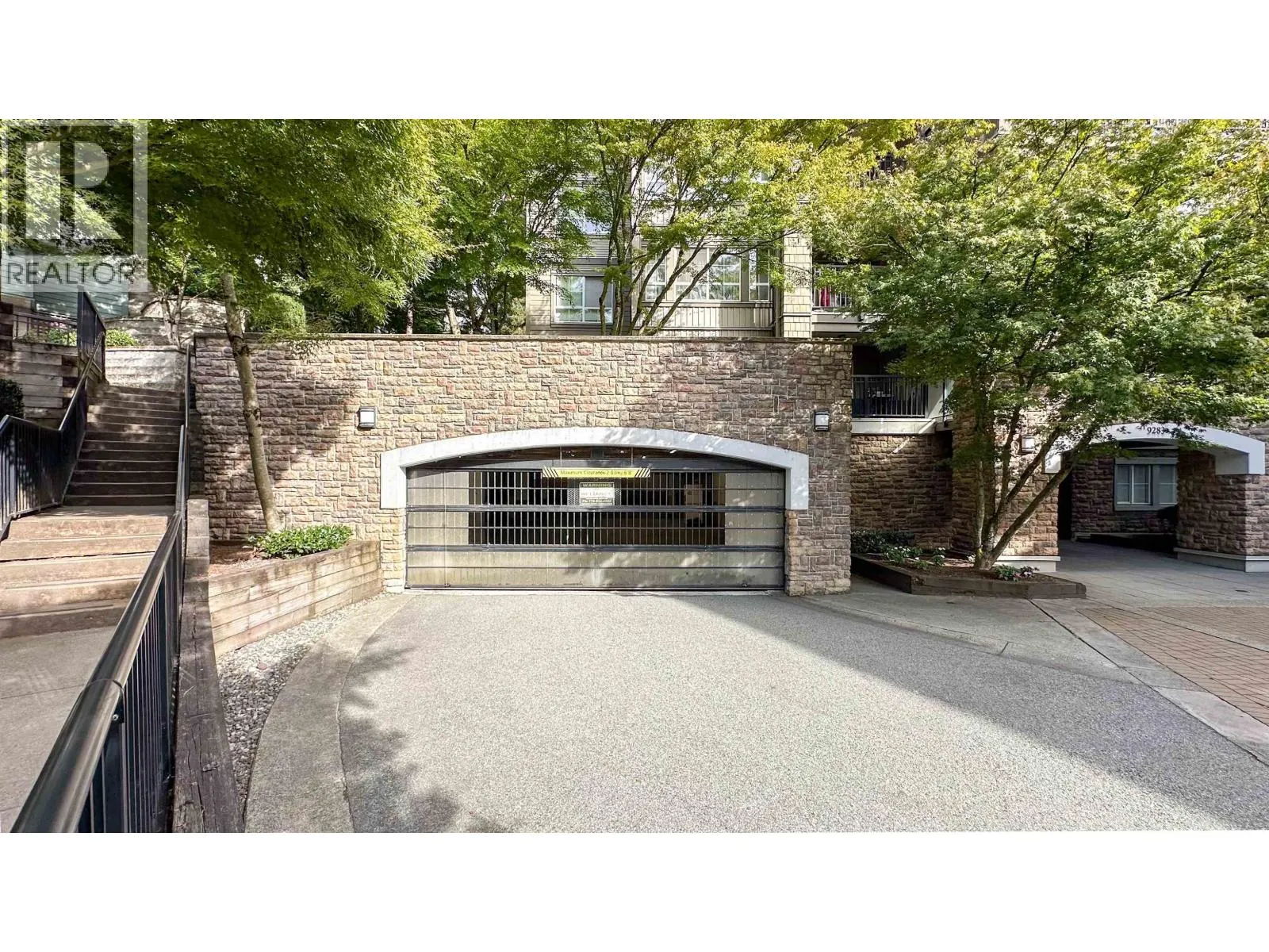 310 9098 HALSTON COURT