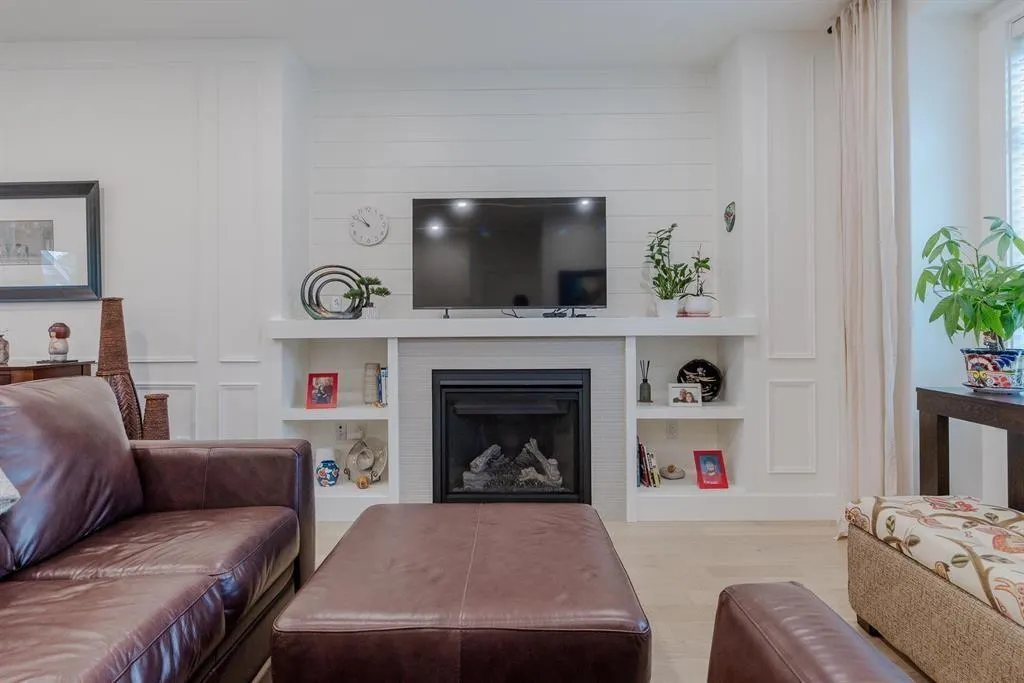 3 34121 GEORGE FERGUSON WAY