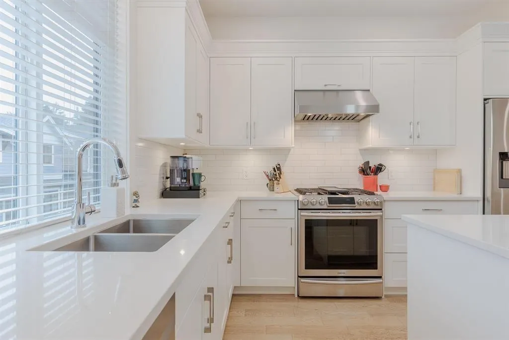 3 34121 GEORGE FERGUSON WAY