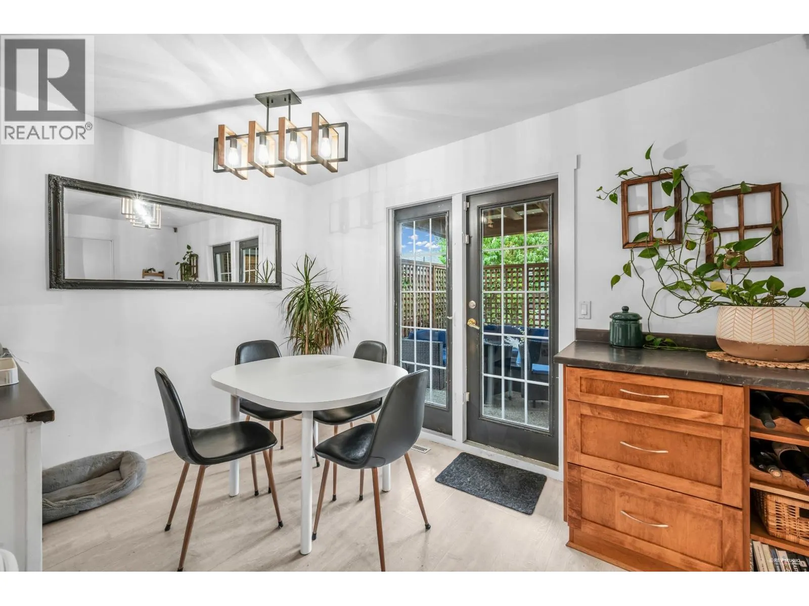 22641 KENDRICK LOOP