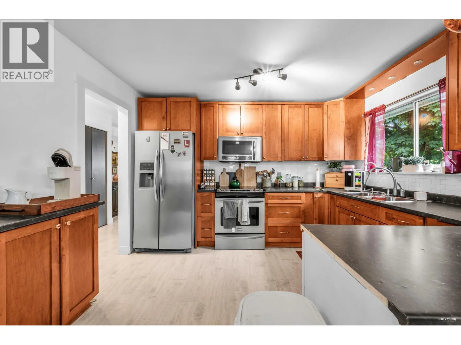 22641 KENDRICK LOOP