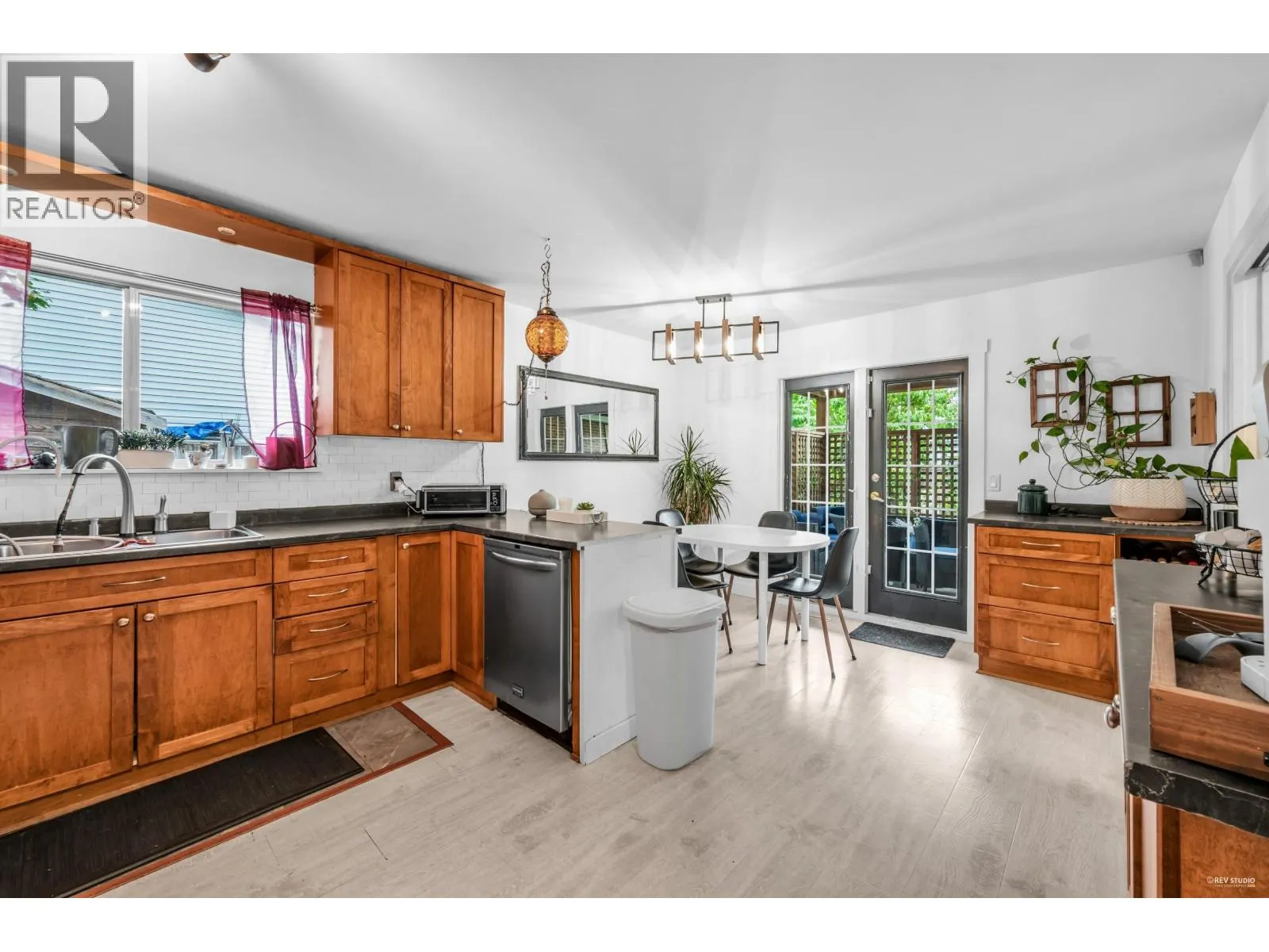 22641 KENDRICK LOOP