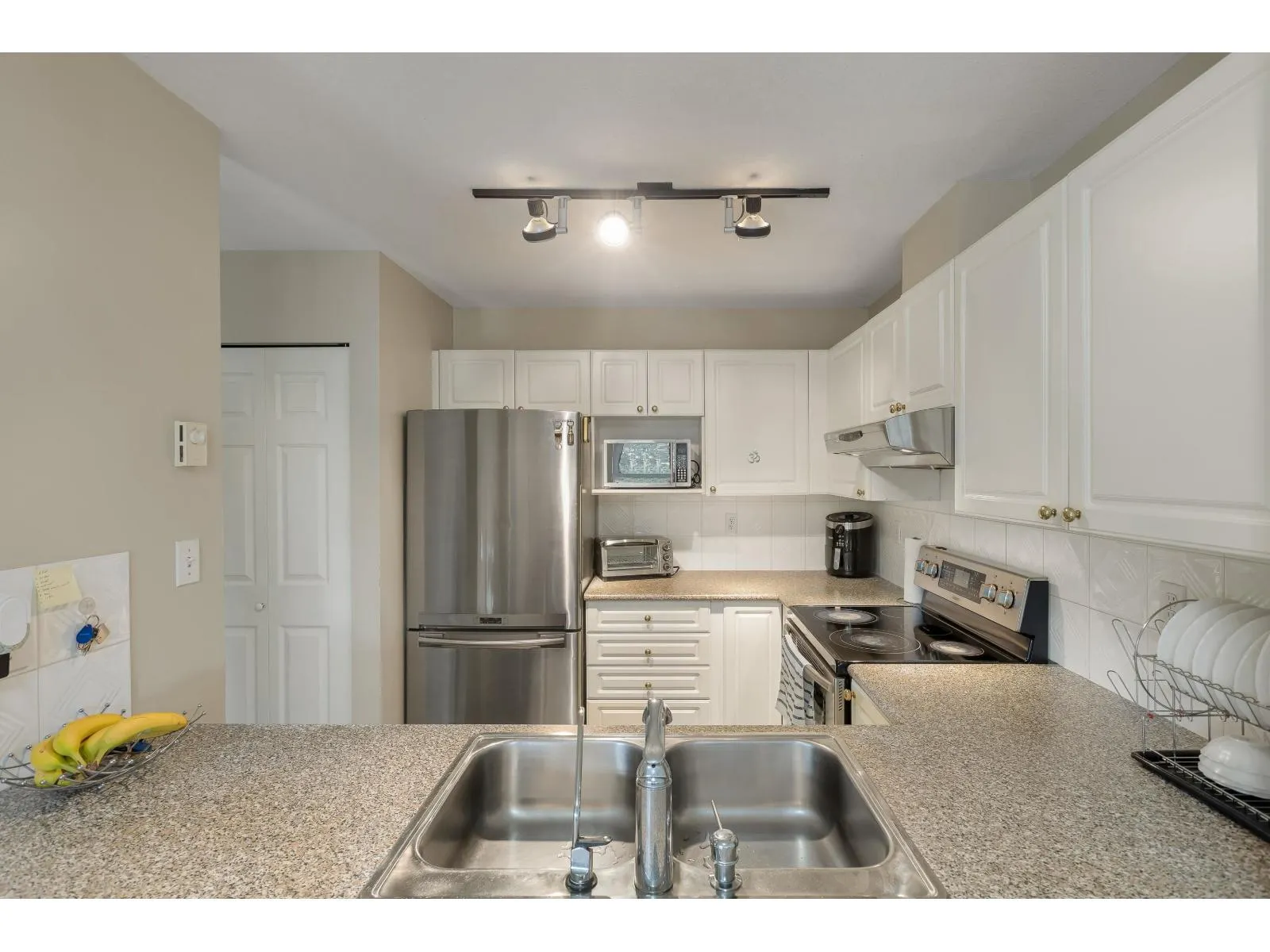 401 13733 74 AVENUE