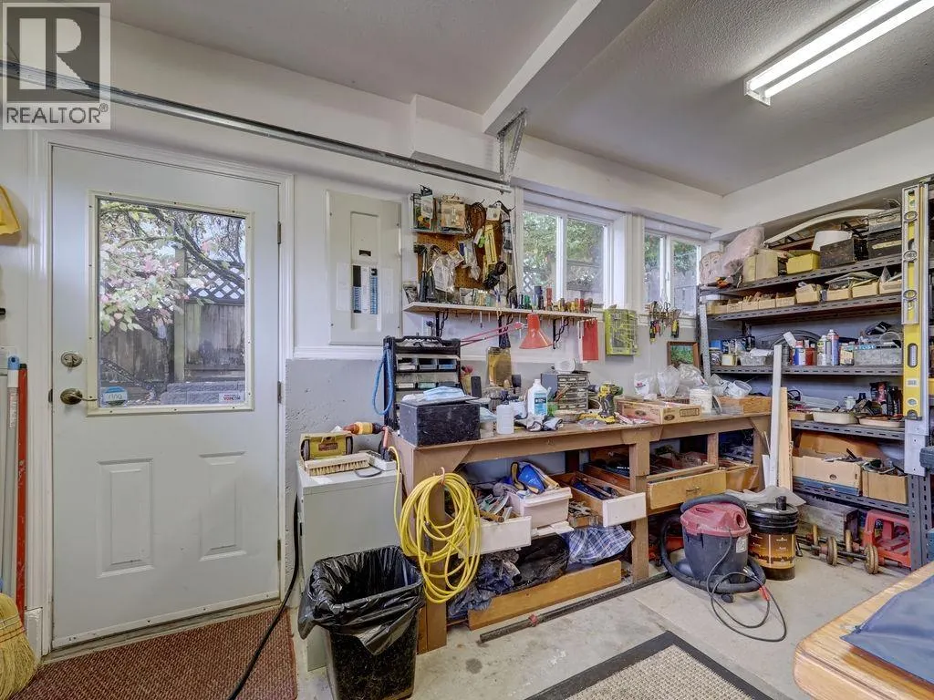 806 OCEANMOUNT BOULEVARD