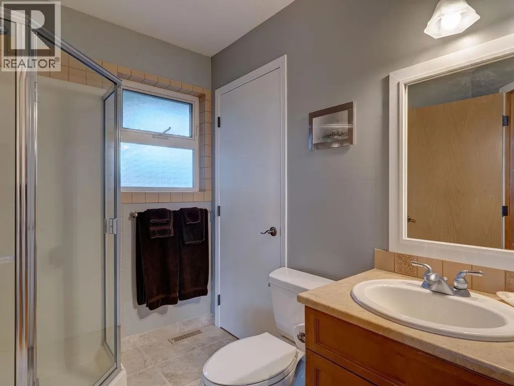 806 OCEANMOUNT BOULEVARD