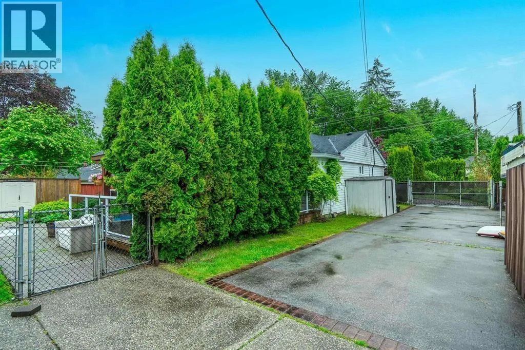 24985 DEWDNEY TRUNK ROAD