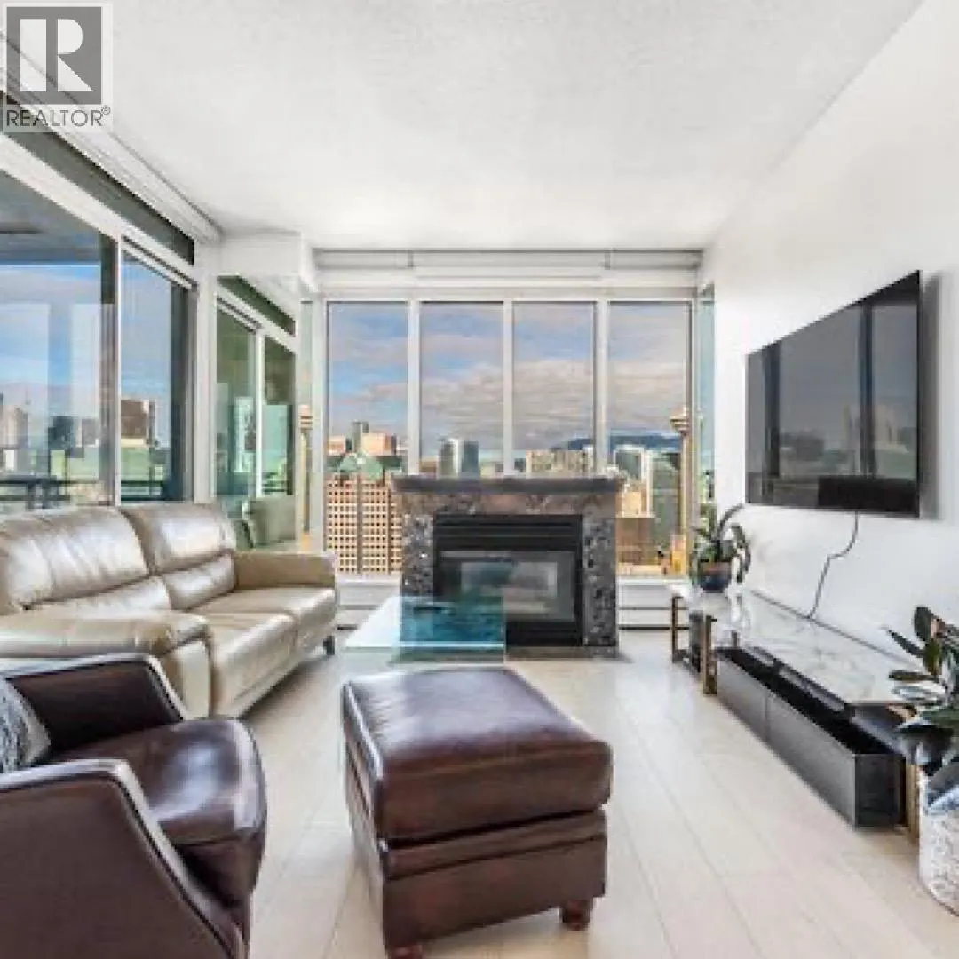 3201 183 KEEFER PLACE