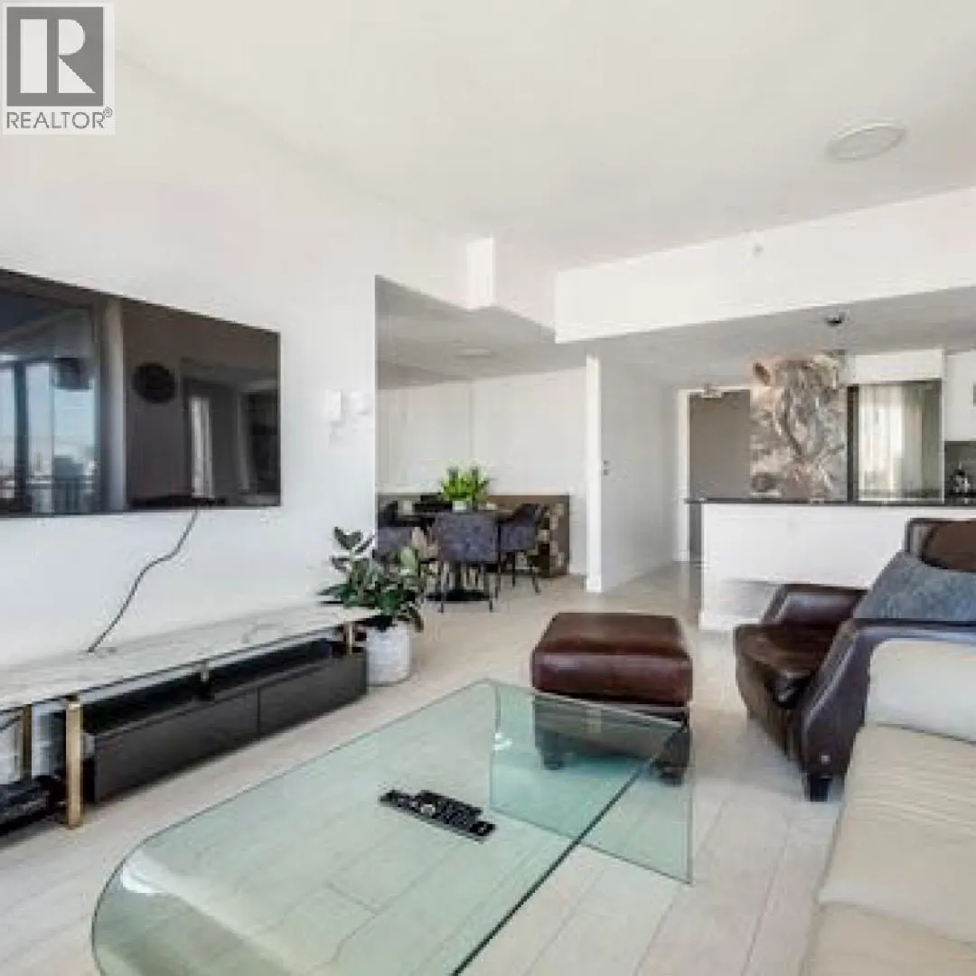 3201 183 KEEFER PLACE