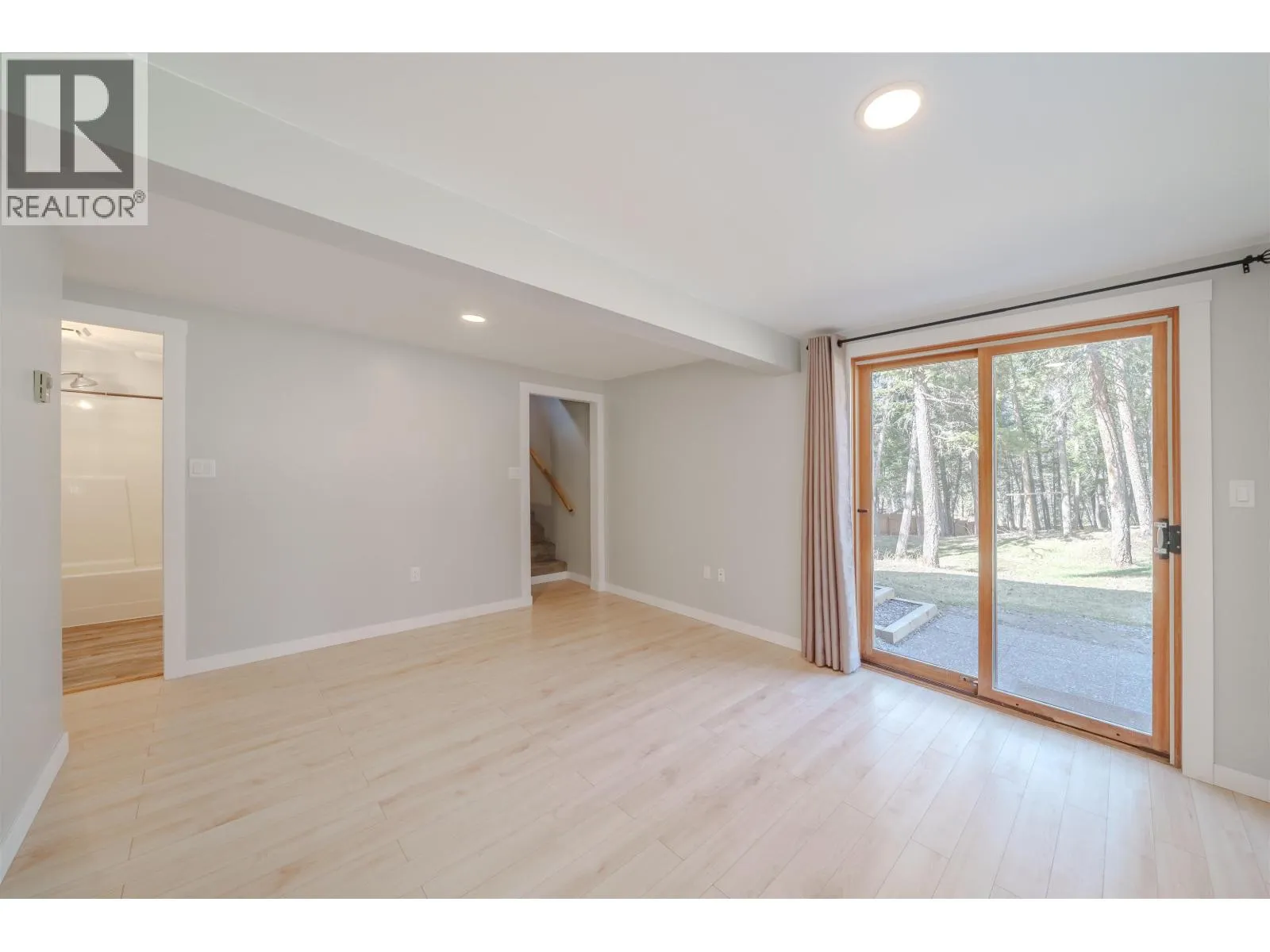 5231 DAVIS ROAD