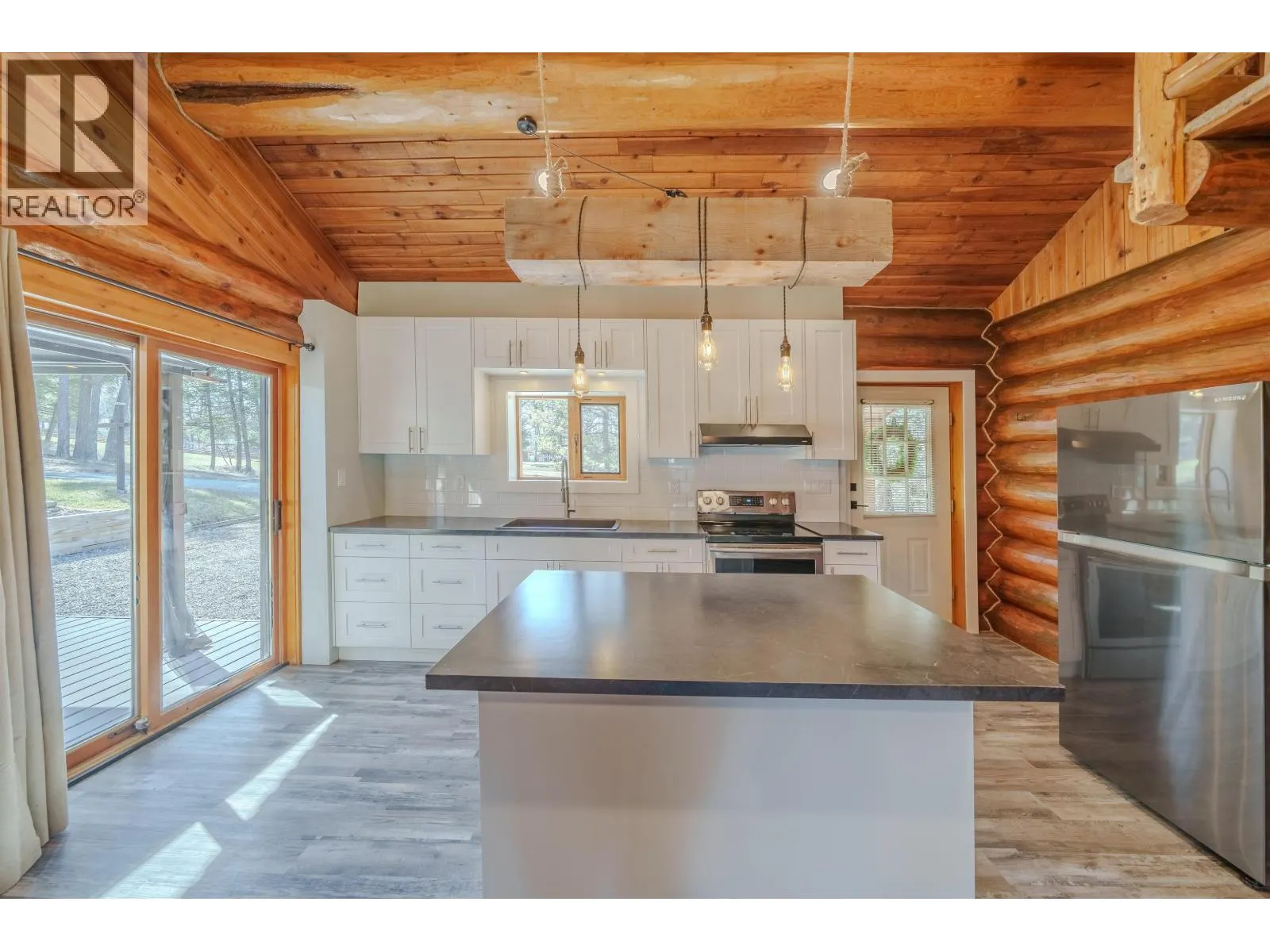 5231 DAVIS ROAD