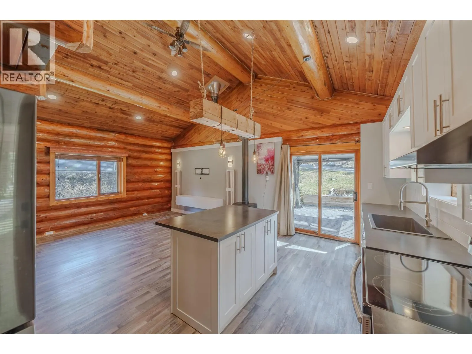 5231 DAVIS ROAD