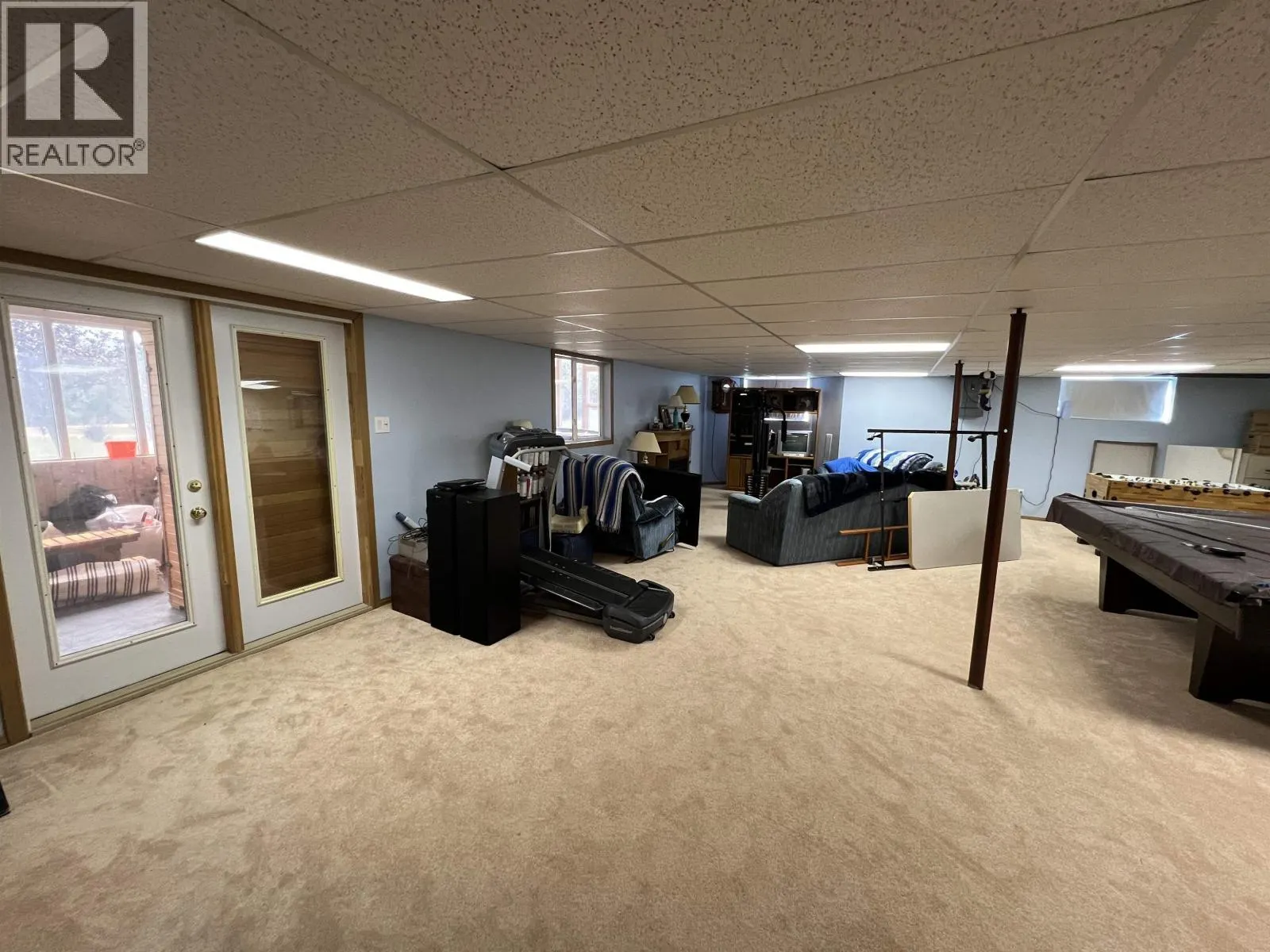 3 PEBBLE DRIVE