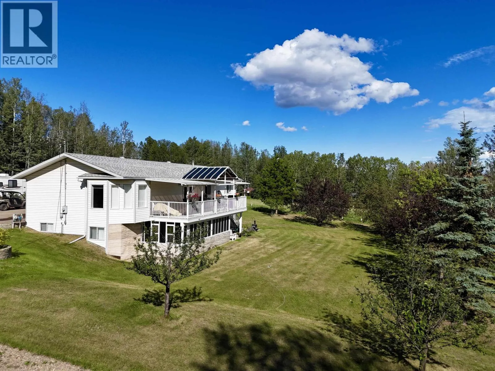 3 PEBBLE DRIVE