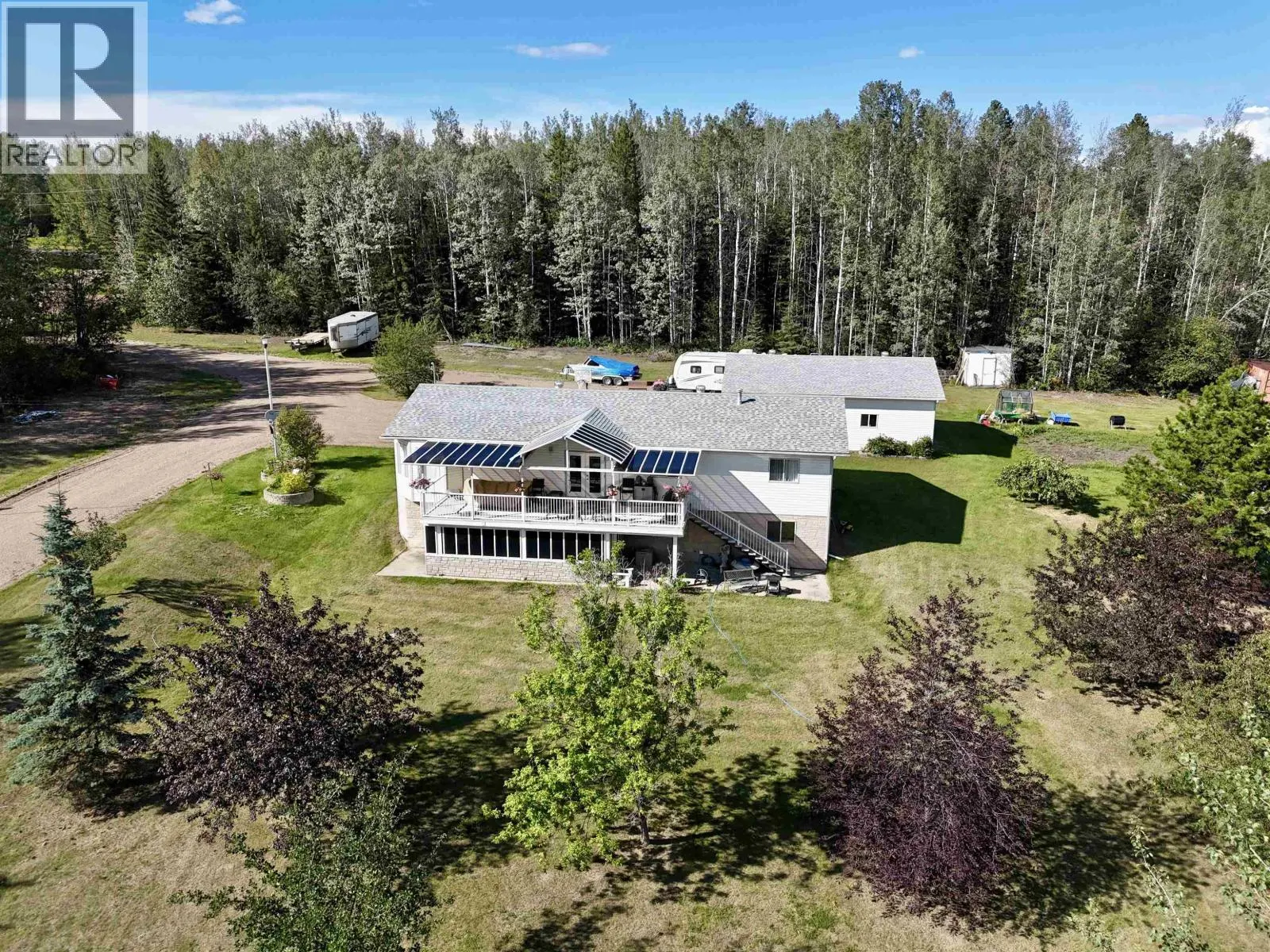 3 PEBBLE DRIVE
