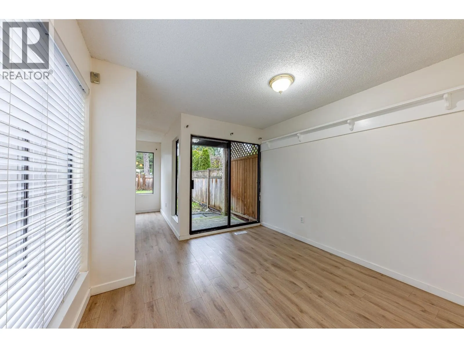 864 PINEBROOK PLACE