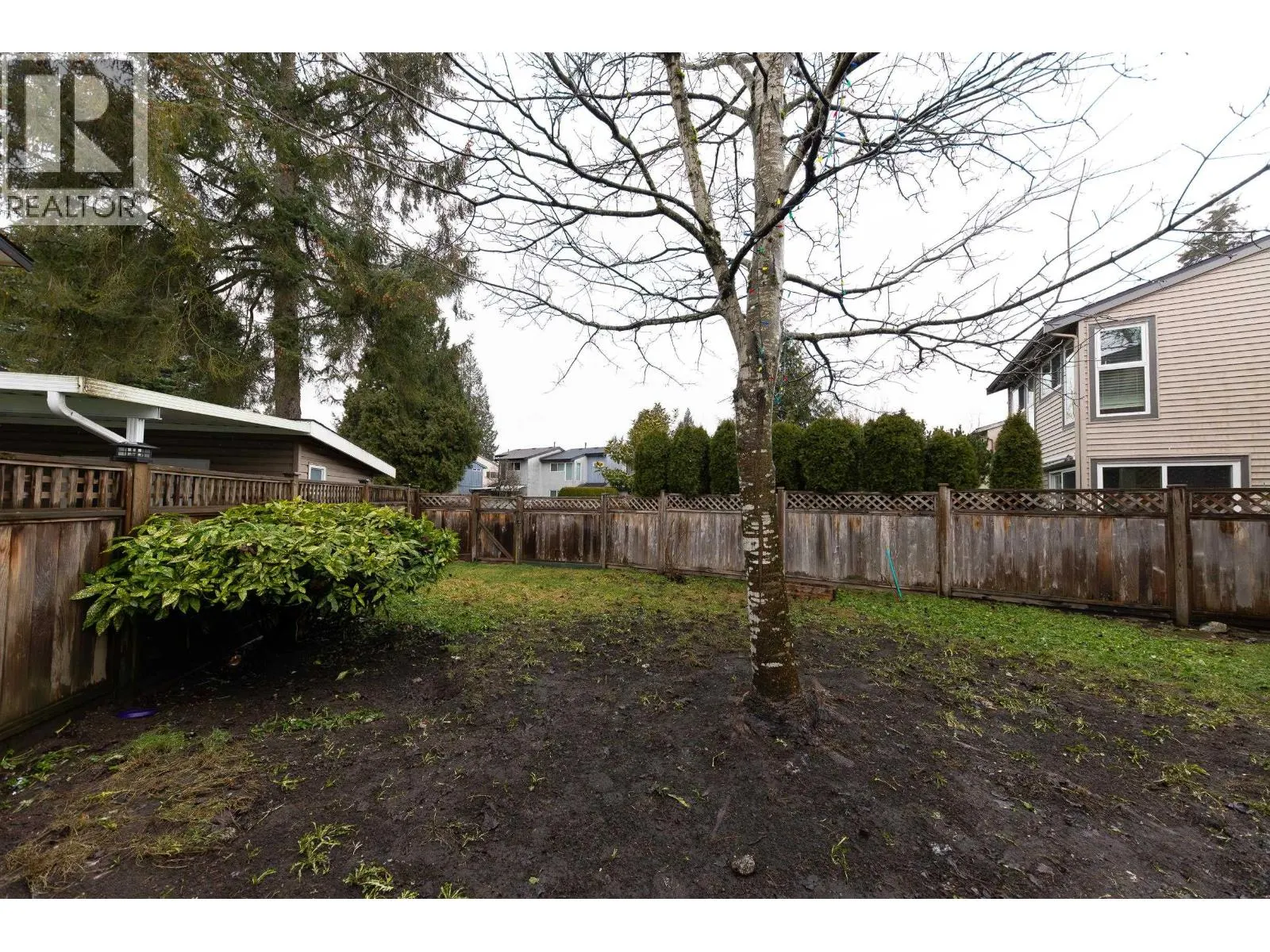 864 PINEBROOK PLACE