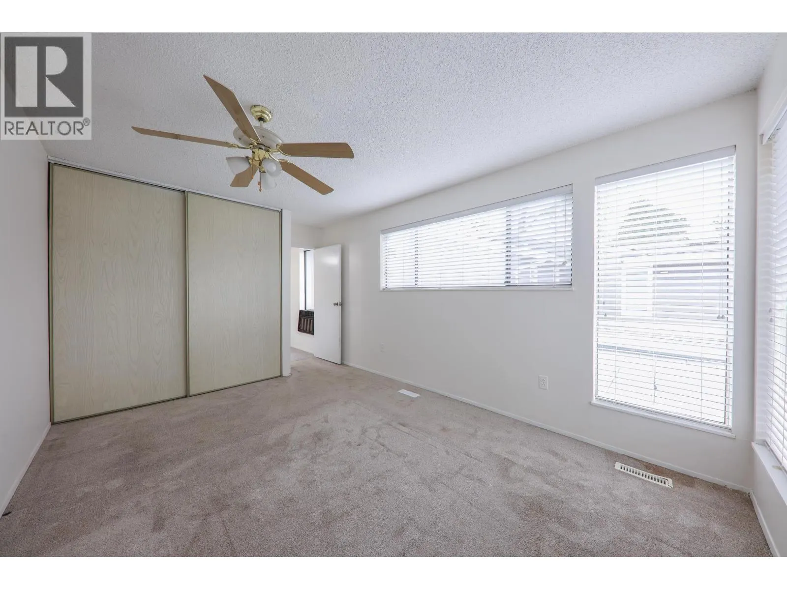 864 PINEBROOK PLACE