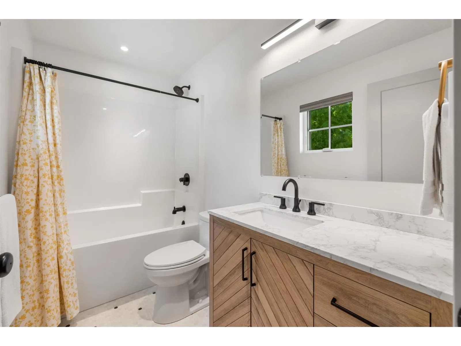 3995 STEWART ROAD|Yarrow