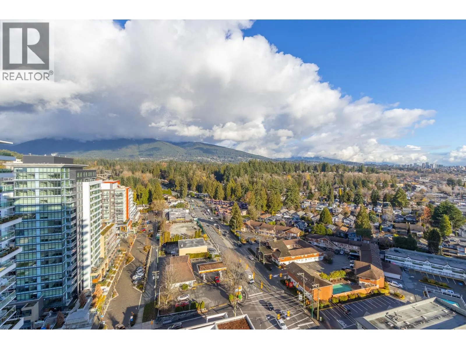 1806 1632 LIONS GATE LANE