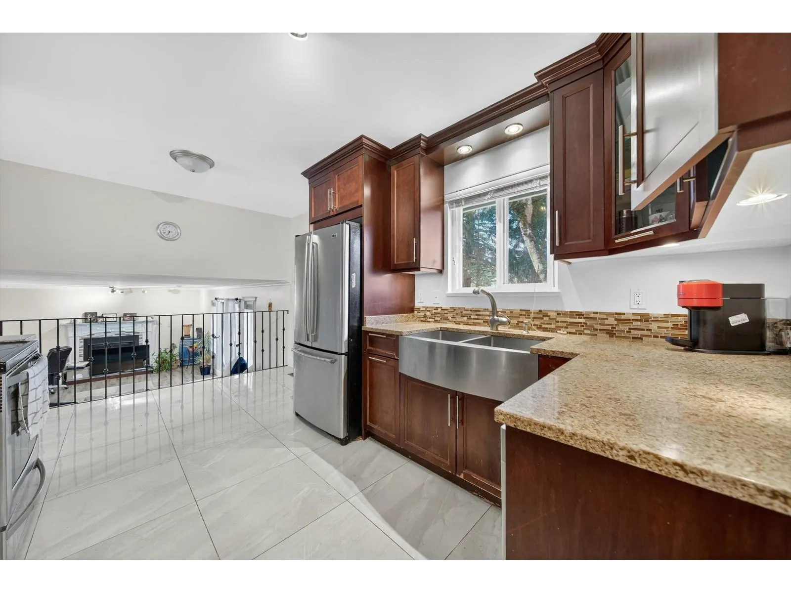 8607 BYRON ROAD