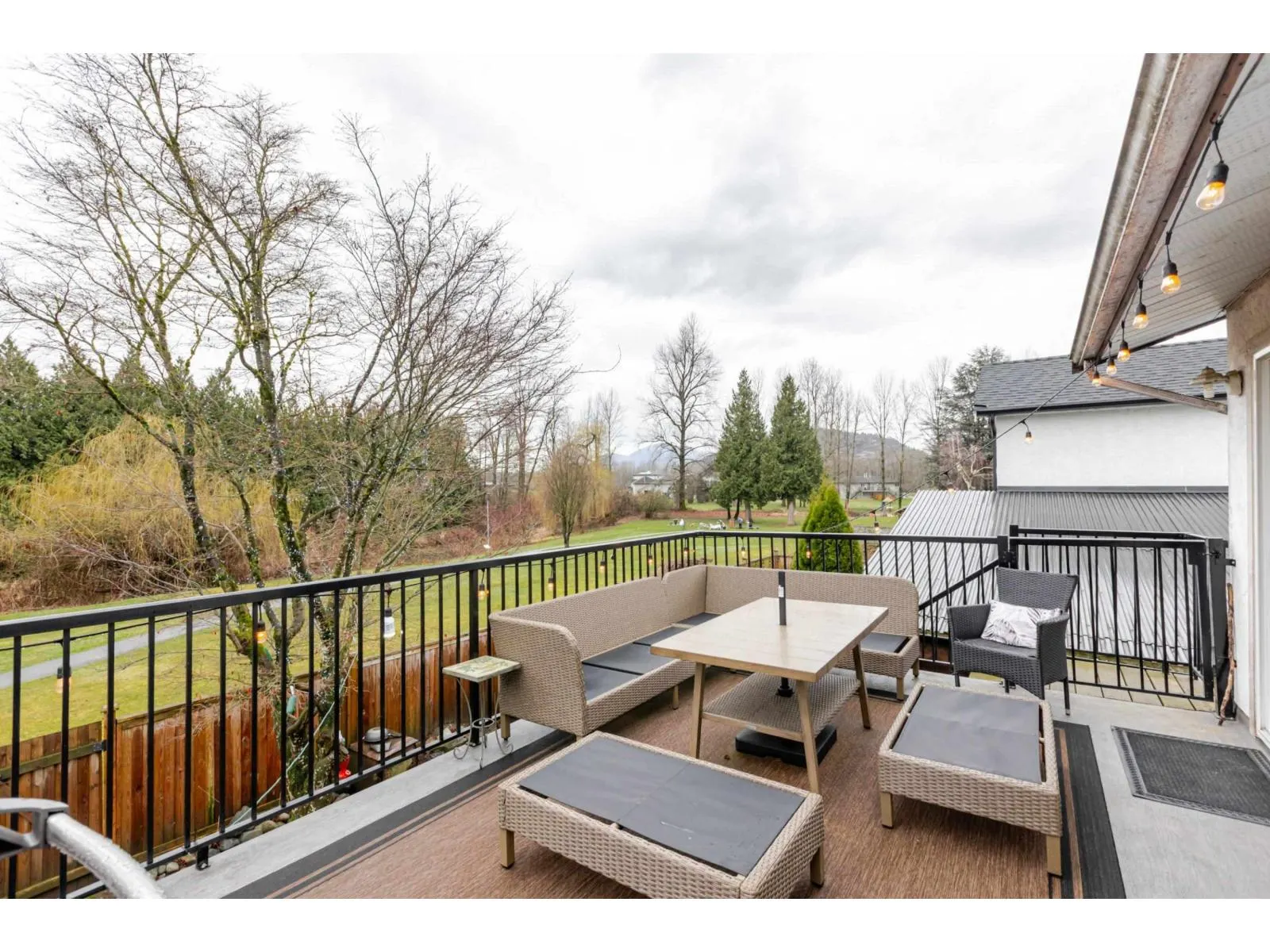 8558 MCCUTCHEON AVENUE|Chilliwack Proper South