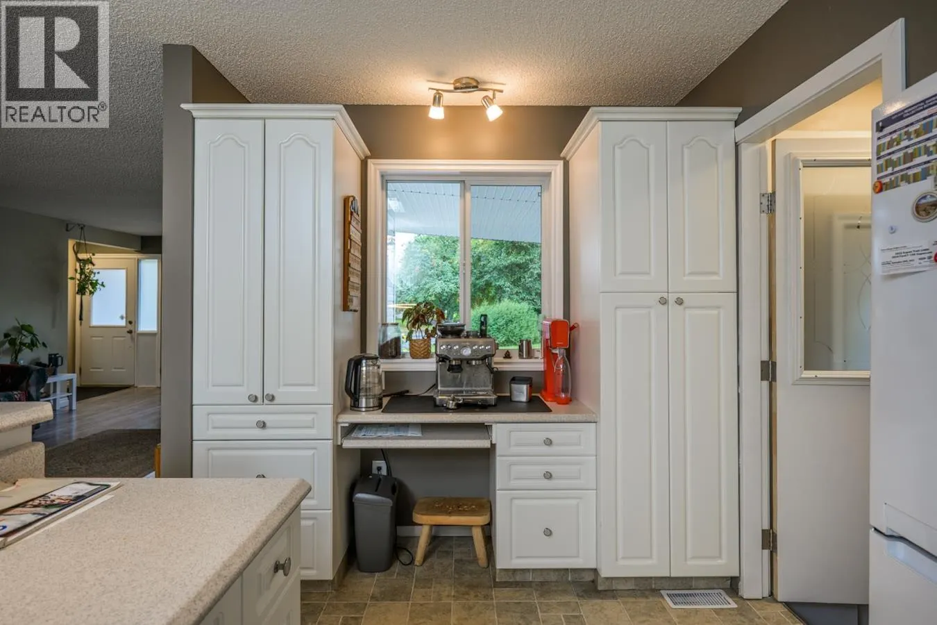 2441 LISGAR CRESCENT