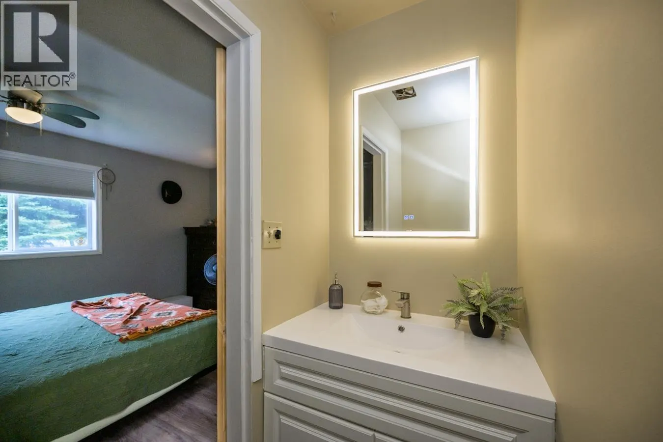 2441 LISGAR CRESCENT