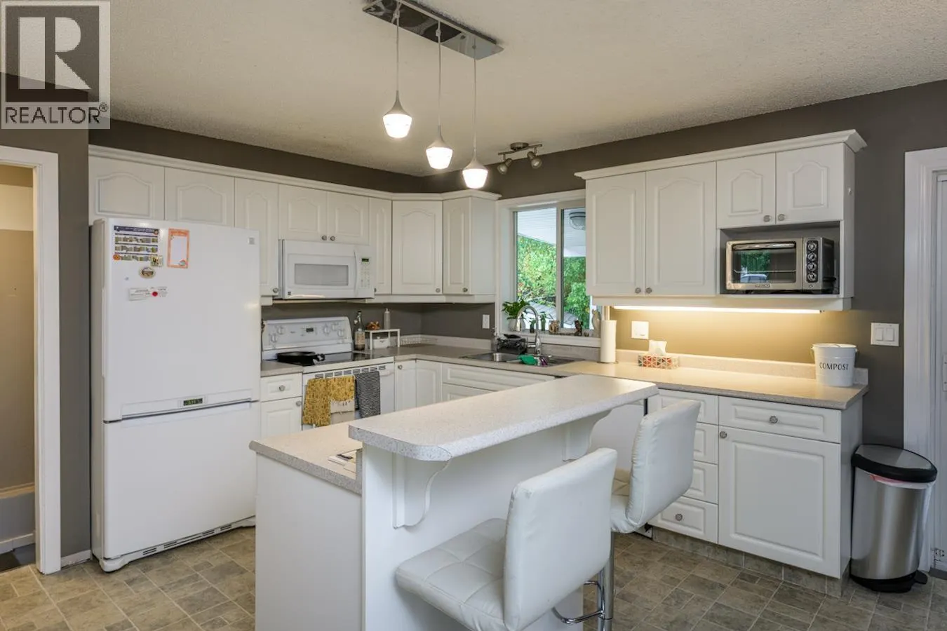 2441 LISGAR CRESCENT