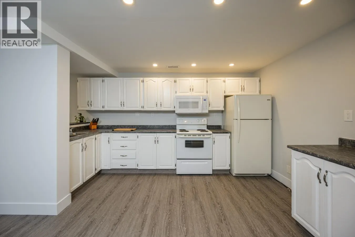 2441 LISGAR CRESCENT