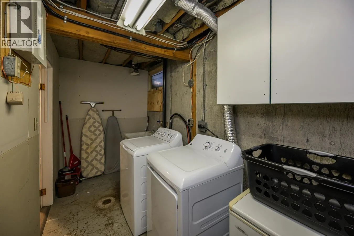 2441 LISGAR CRESCENT