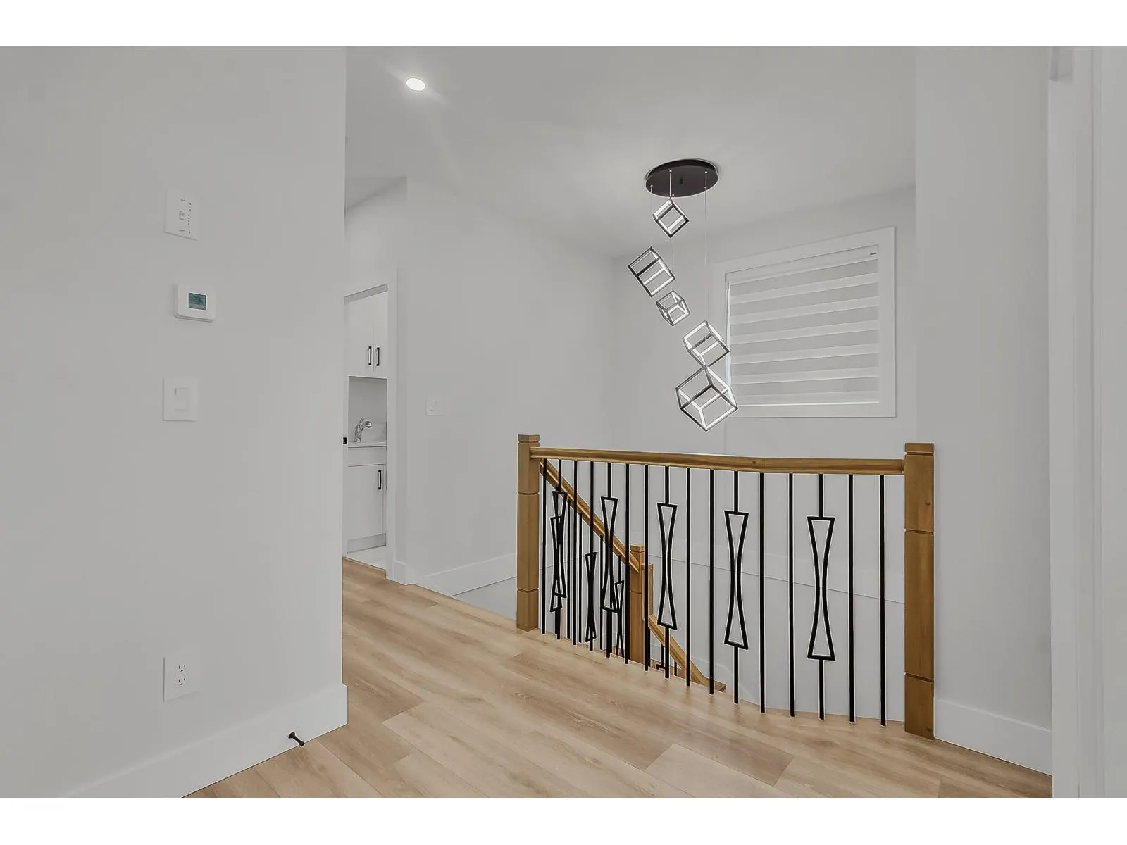 16707 15A AVENUE