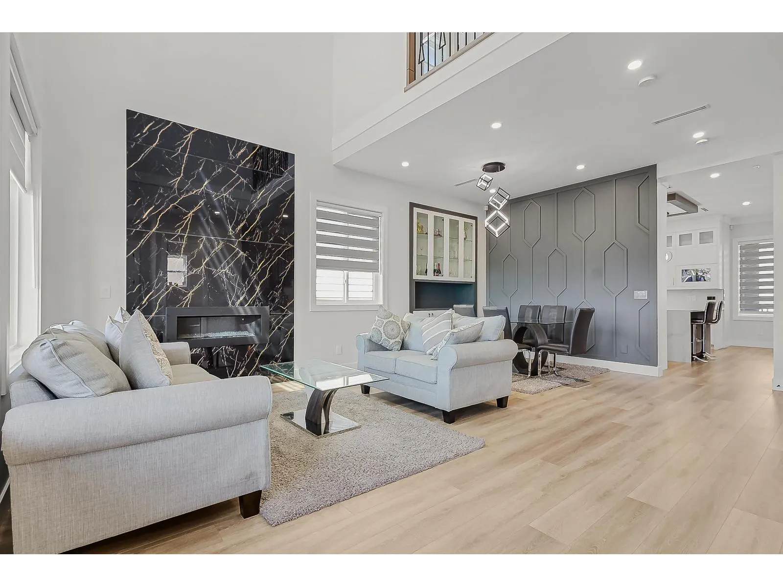 16707 15A AVENUE