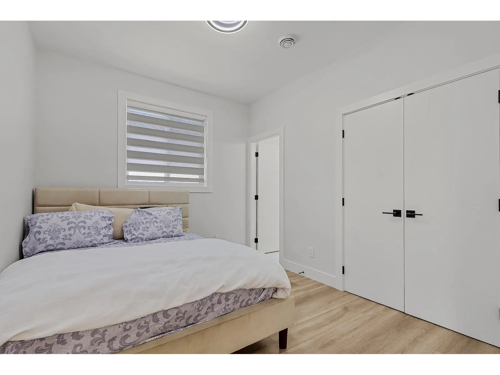 16707 15A AVENUE