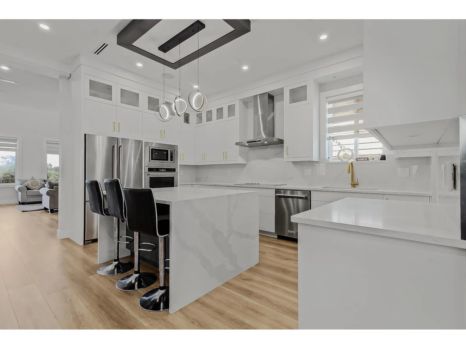 16707 15A AVENUE
