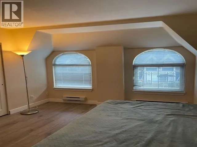 60 11571 THORPE ROAD
