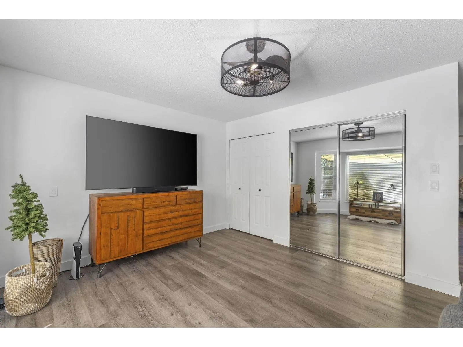 11 1735 SPRING CREEK DRIVE|Cultus Lake South