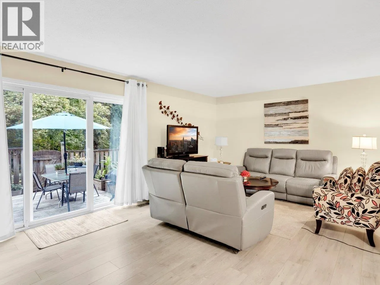 1037 CECILE DRIVE