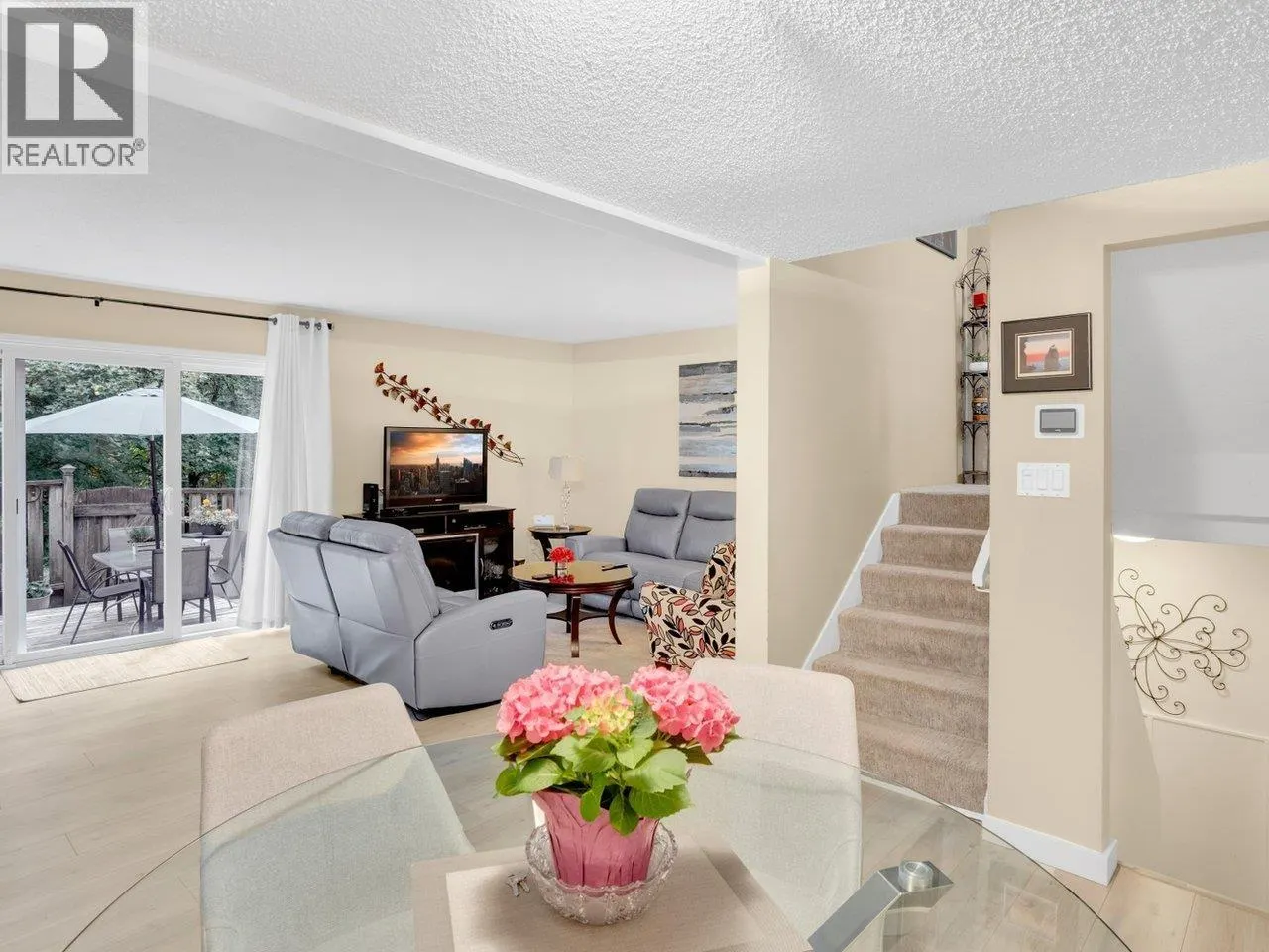 1037 CECILE DRIVE