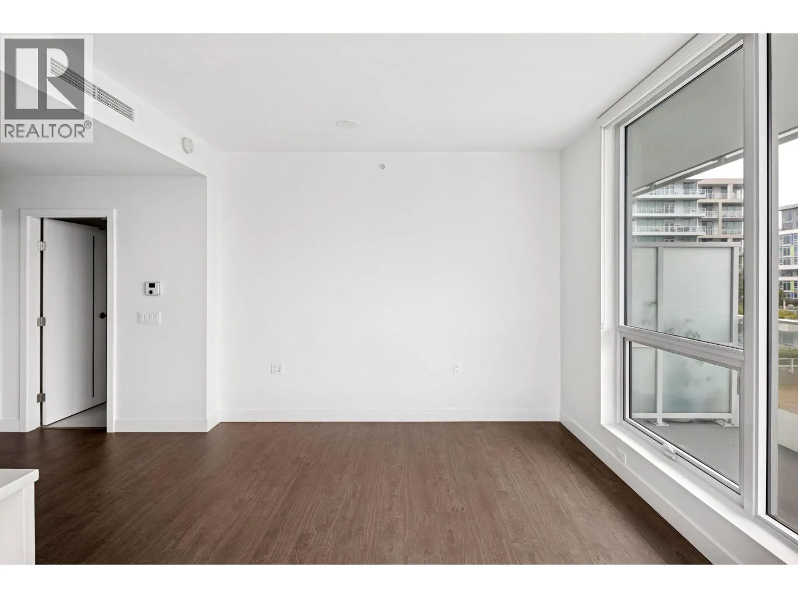 1012 8133 COOK ROAD