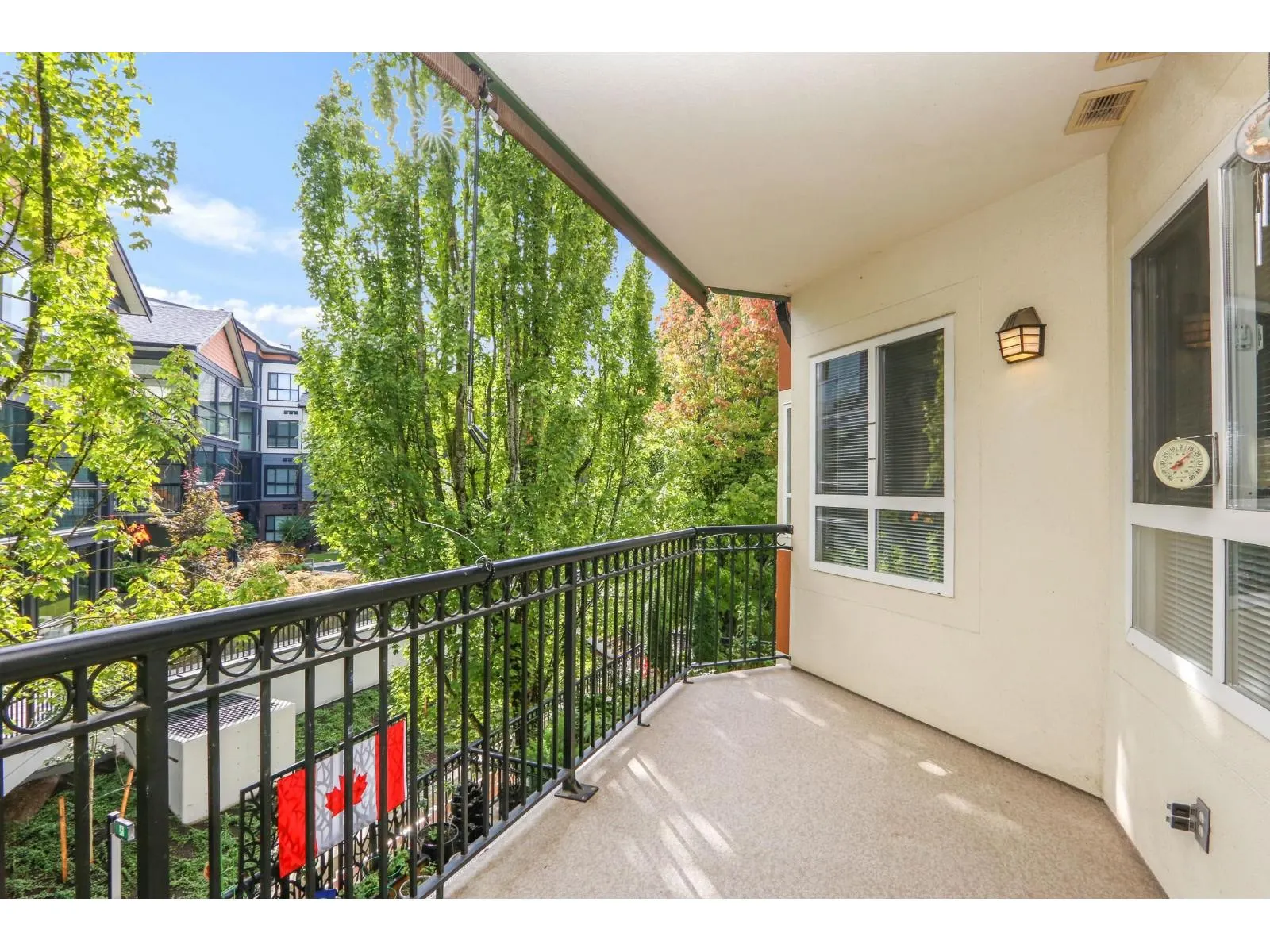 2307 8485 YOUNG ROAD|Chilliwack Proper South