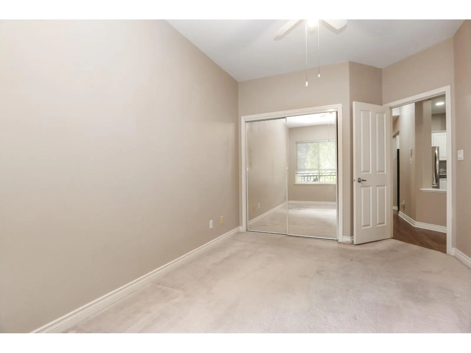 2307 8485 YOUNG ROAD|Chilliwack Proper South