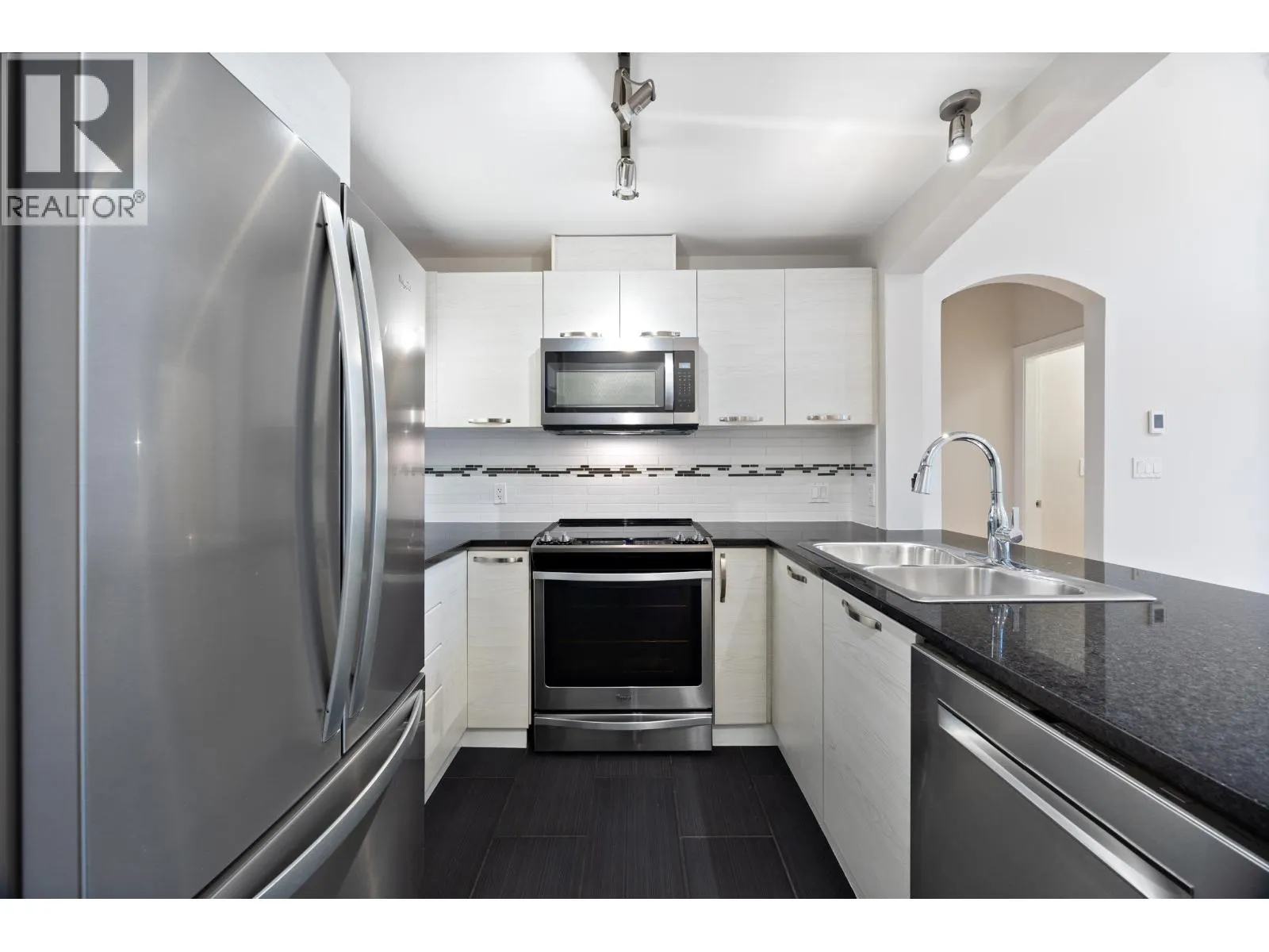 603 7478 BYRNEPARK WALK