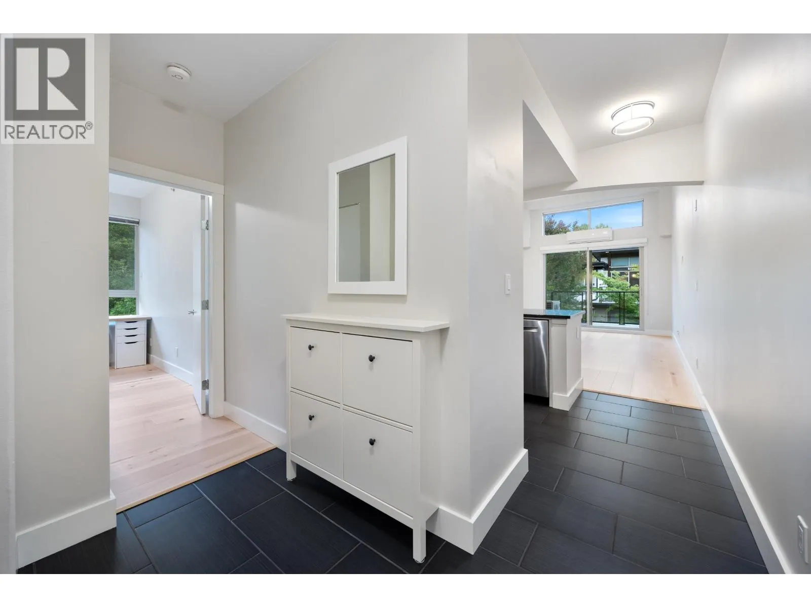 603 7478 BYRNEPARK WALK