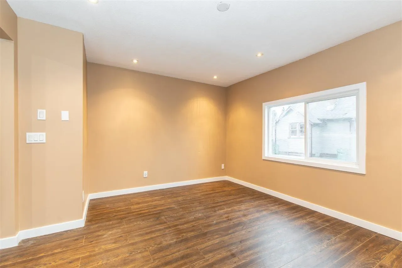 9485 ROBSON STREET|Chilliwack Proper West