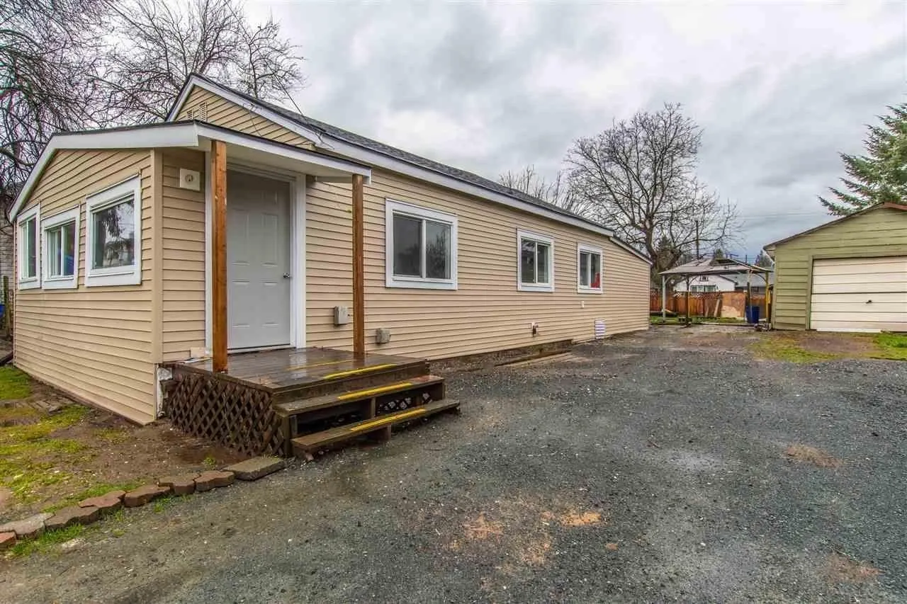 9485 ROBSON STREET|Chilliwack Proper West