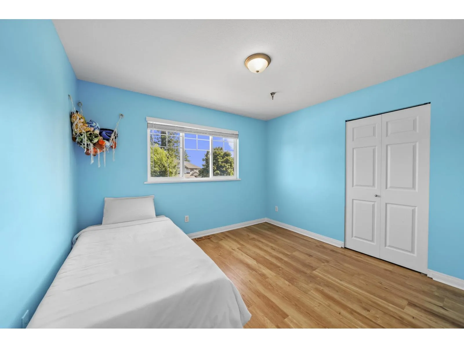 8311 170 STREET