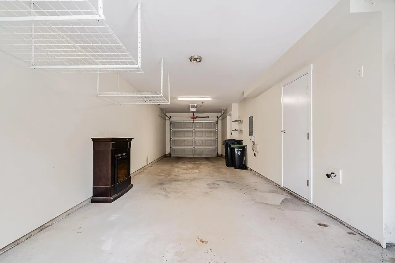 30 20967 76 AVENUE