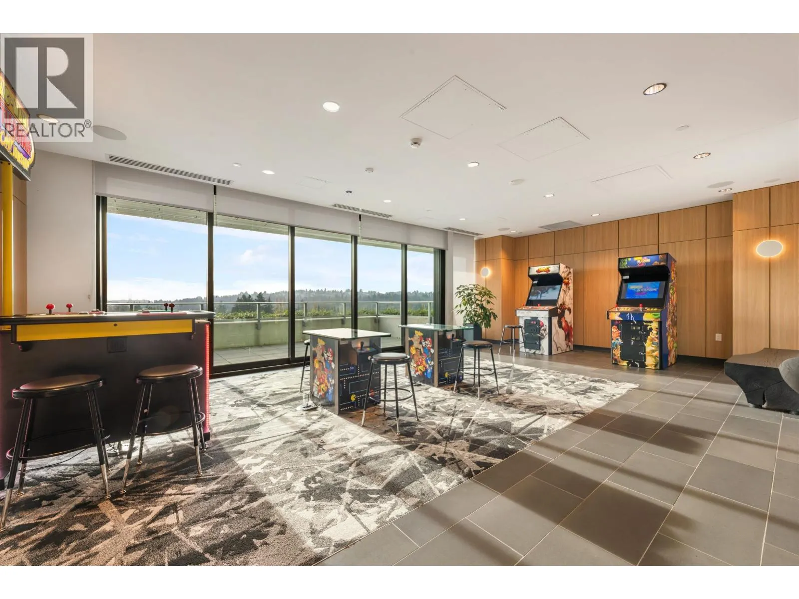 1607 3809 EVERGREEN PLACE